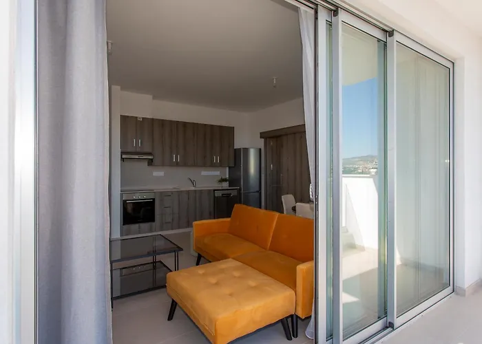 Bluebell Apartment *