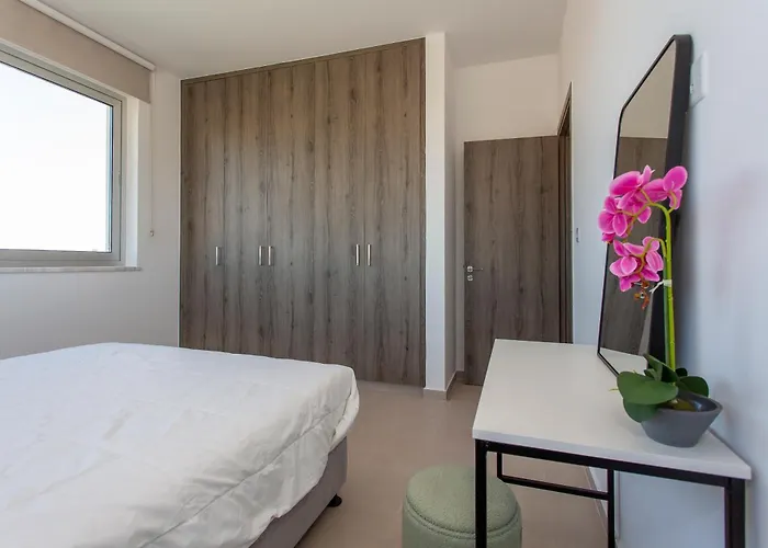 Bluebell Apartment *