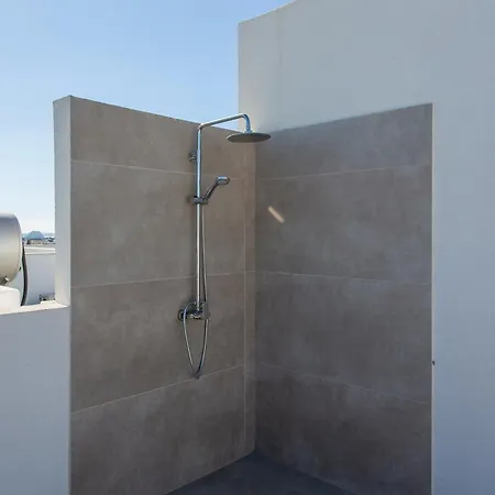 Bluebell Apartment *